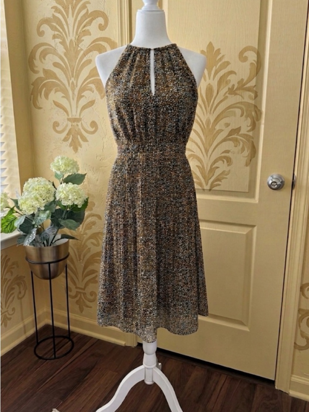 MICHAEL Michael Kors Brown Halter-Neck Floral Midi Dress